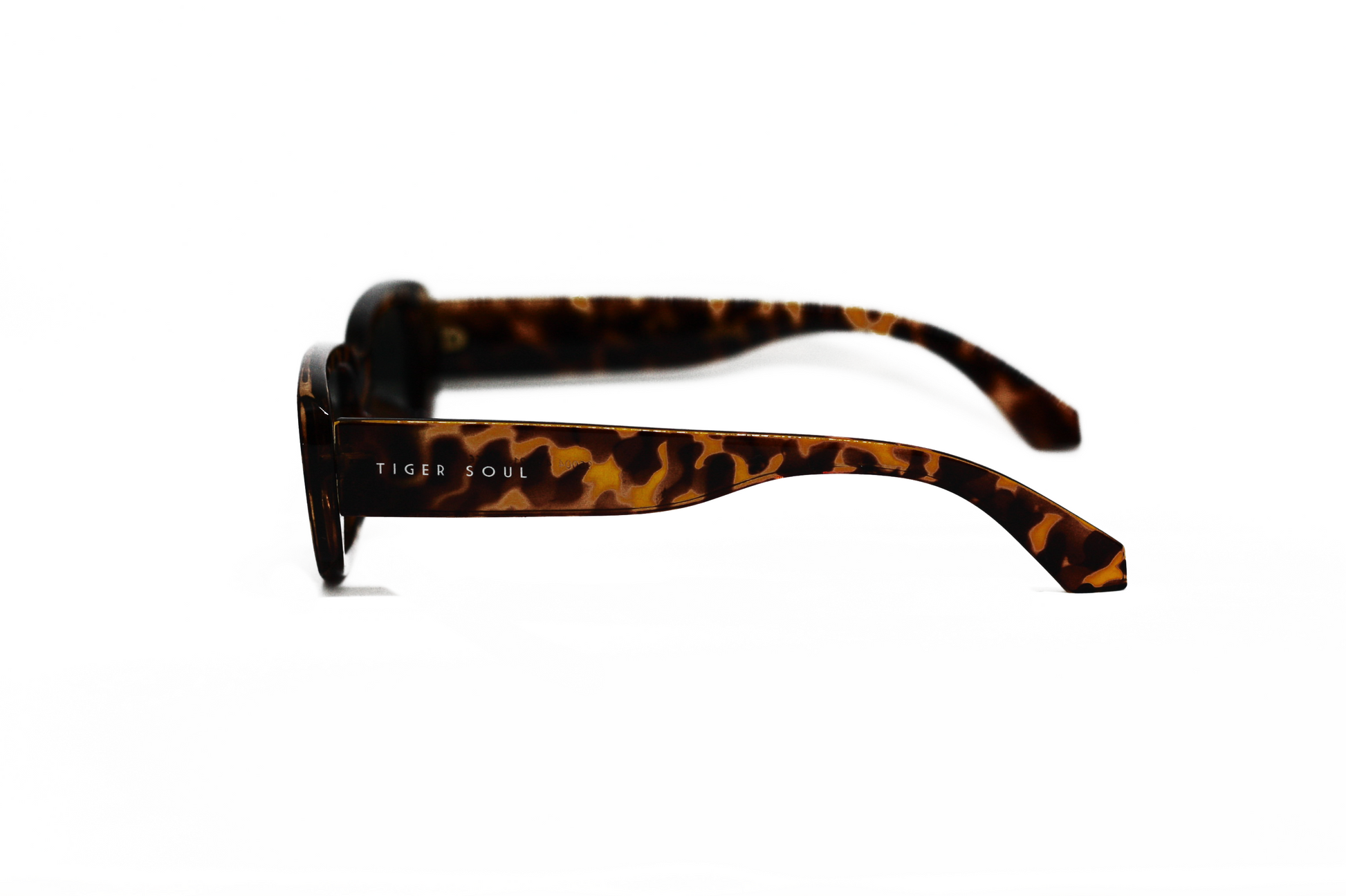 Chris Sunglasses (Unisex) - Tiger Soul Barcelona