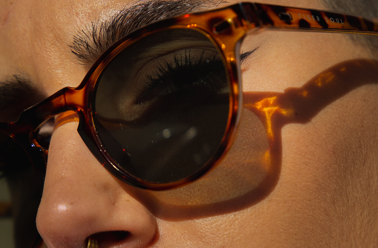 Denisse Sunglasses (Unisex) - Tiger Soul Barcelona