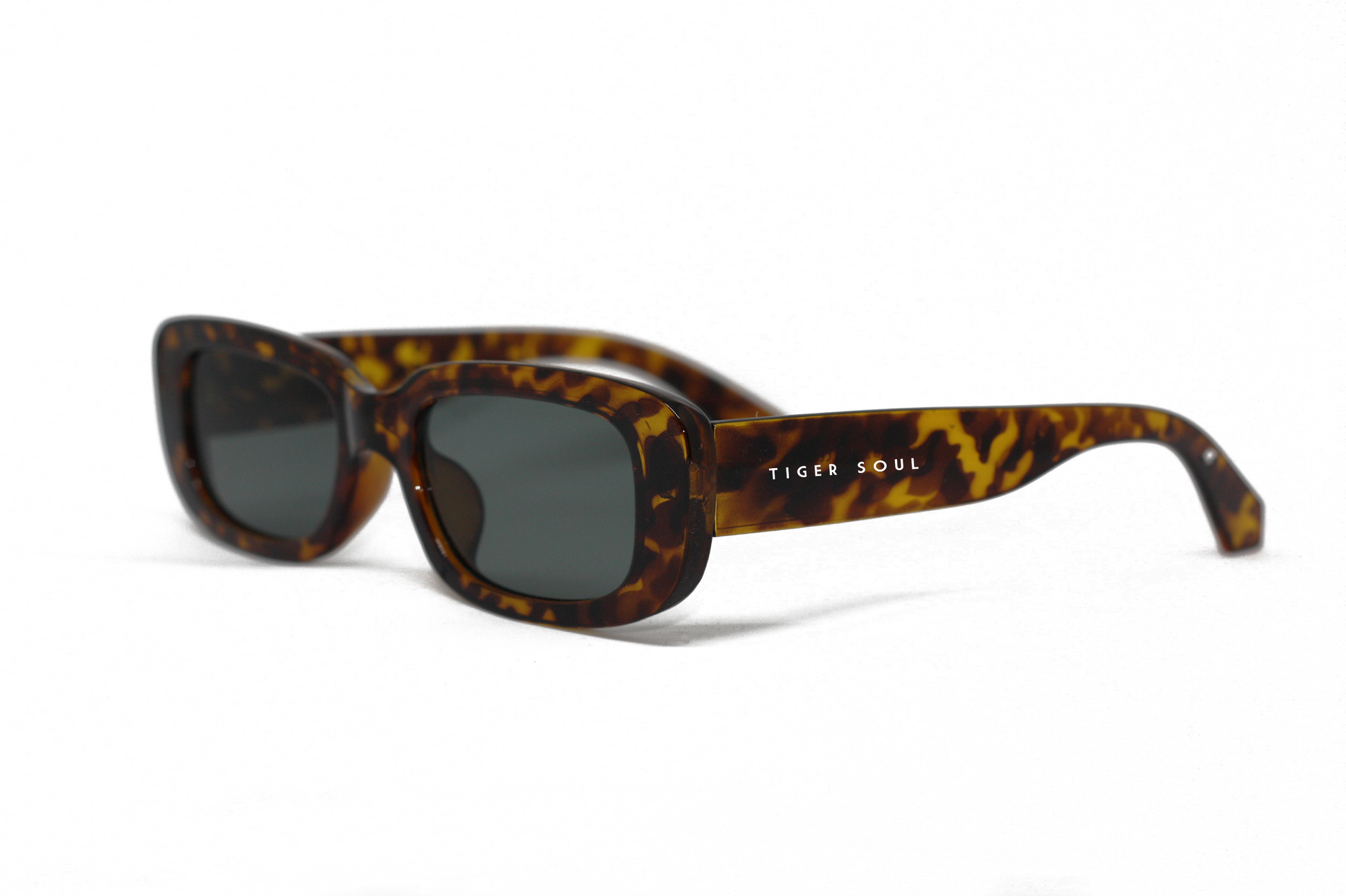 Chris Sunglasses (Unisex) - Tiger Soul Barcelona